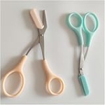 2Pcs Eyebrow Trimmer Scissors, Men Women Eyebrow Clippers, Comb Head Detachable, Safe Eyebrow Trimming Tool, Beard Trimmer, Easy to Operate for Beginners, Makeup Artist Recommended Eyebrow Scissors